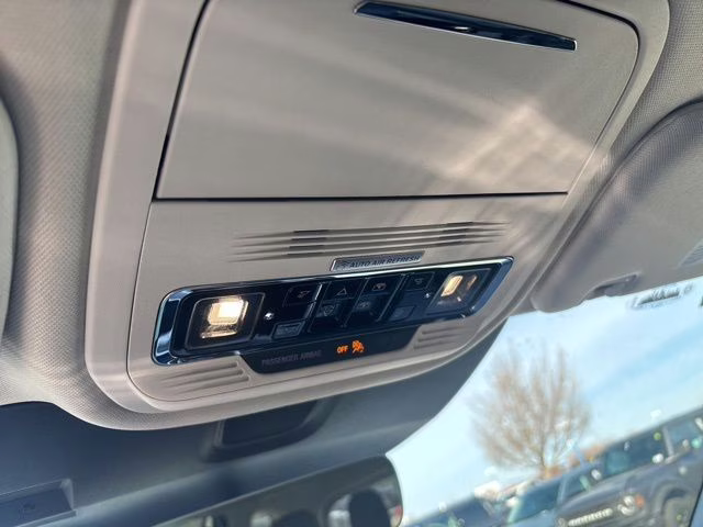 2026 Pristine White Metallic Tri-Coat Lincoln Aviator Reserve AWD SUV