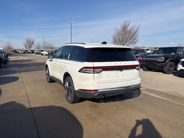 2026 Pristine White Metallic Tri-Coat Lincoln Aviator Reserve AWD SUV