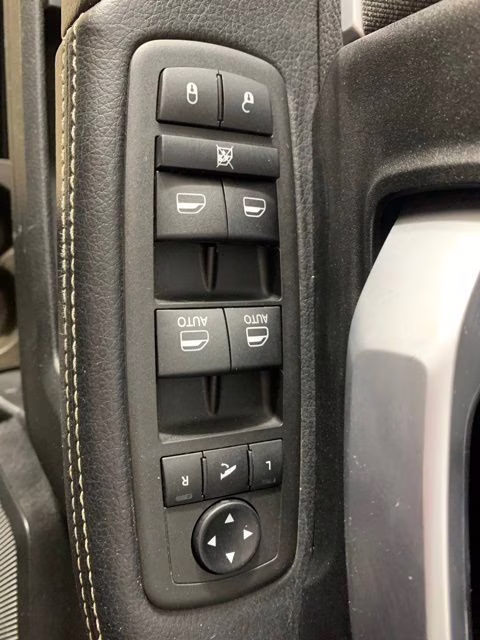 2021 Diamond Black Crystal Pearlcoat Ram 3500 Big Horn 4X4 Truck