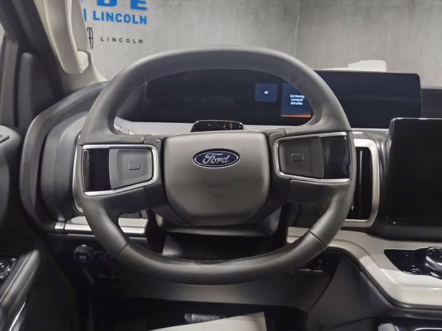 2026 Agate Black Metallic Ford Expedition Active 4X4 SUV