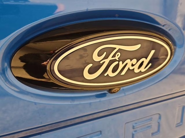 2026 Velocity Blue Ford Maverick XLT AWD Truck