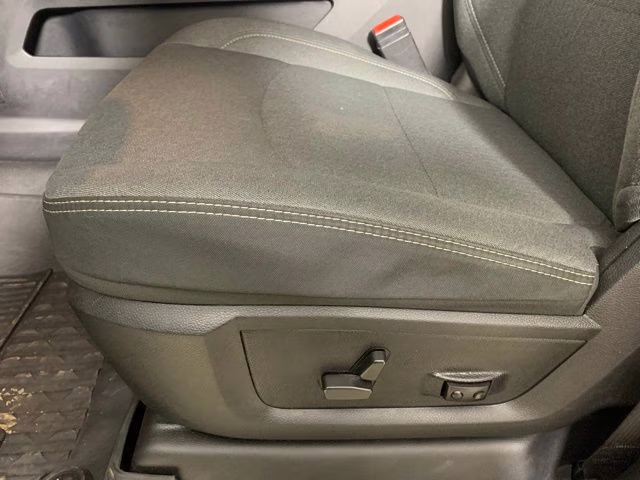 2021 Diamond Black Crystal Pearlcoat Ram 3500 Big Horn 4X4 Truck