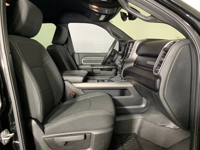 2021 Diamond Black Crystal Pearlcoat Ram 3500 Big Horn 4X4 Truck