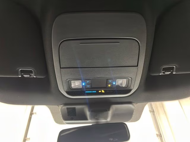 2023 Avalanche Ford F-150 XLT 4X4 Truck