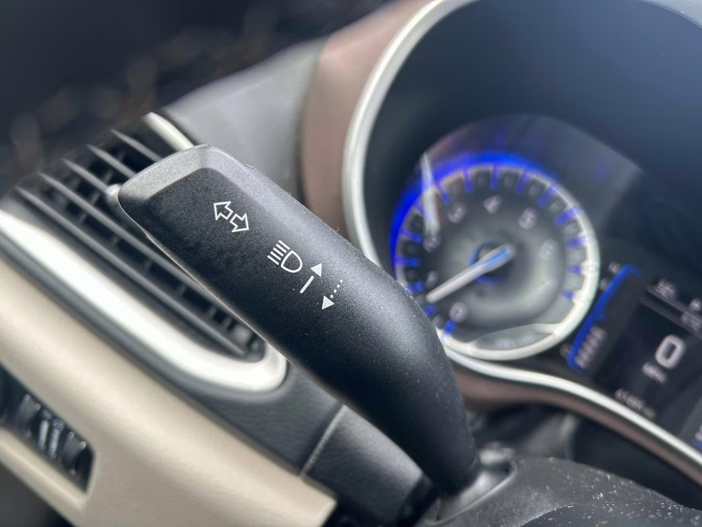 2023 Granite Crystal Metallic Clearcoat Chrysler Voyager LX FWD Van