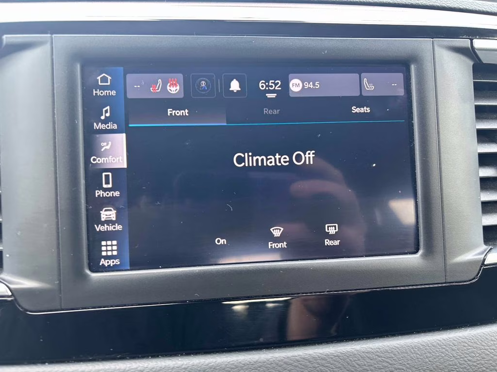 2023 Granite Crystal Metallic Clearcoat Chrysler Voyager LX FWD Van