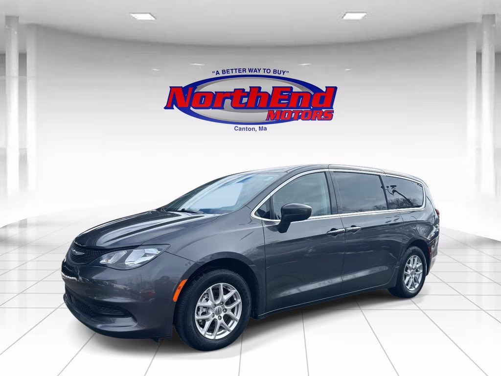 2023 Granite Crystal Metallic Clearcoat Chrysler Voyager LX FWD Van