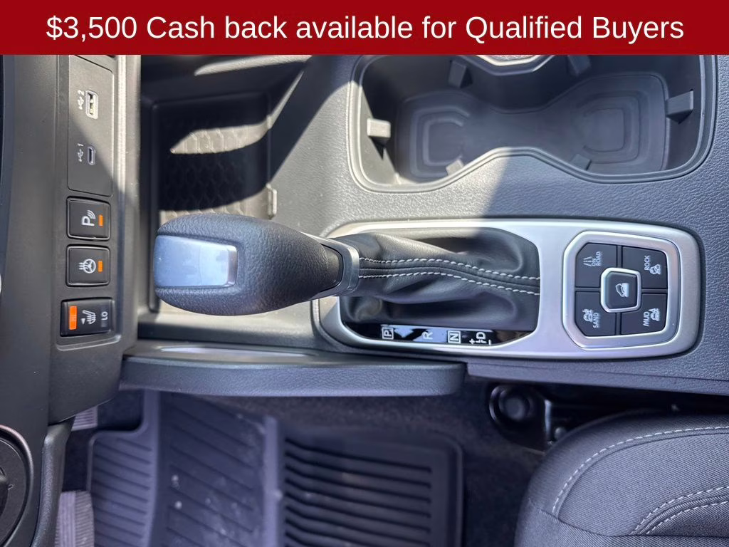 2026 Glacier White Nissan Frontier SV 4X4 Truck