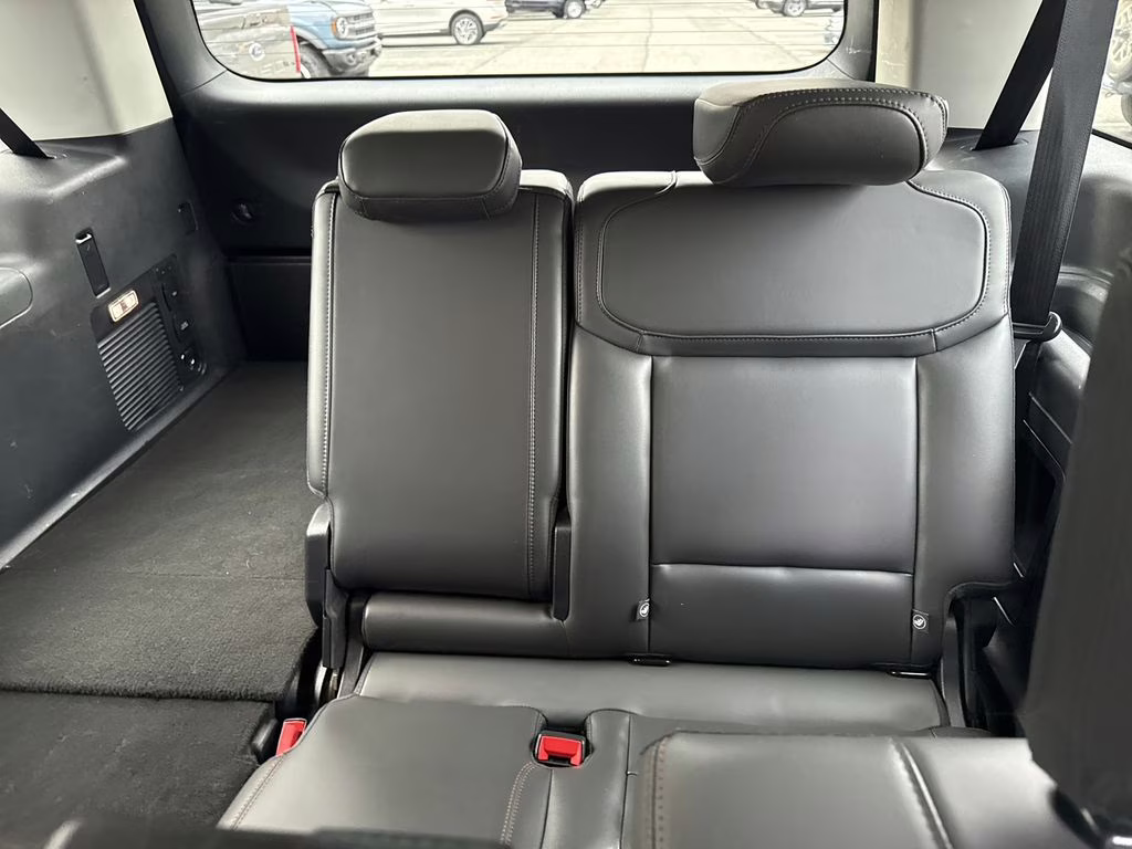 2025 Agate Black Metallic Ford Expedition Max Active 4X4 SUV