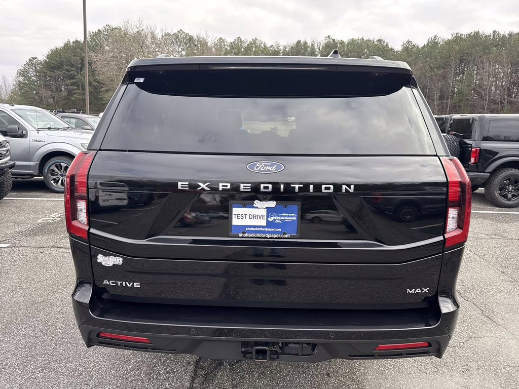 2025 Agate Black Metallic Ford Expedition Max Active 4X4 SUV