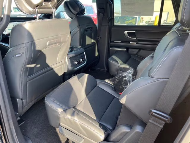 2026 Agate Black Metallic Ford Expedition Platinum 4X4 SUV