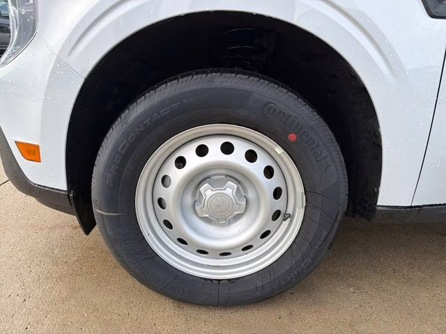 2026 Space White Metallic Ford Maverick XL FWD Truck