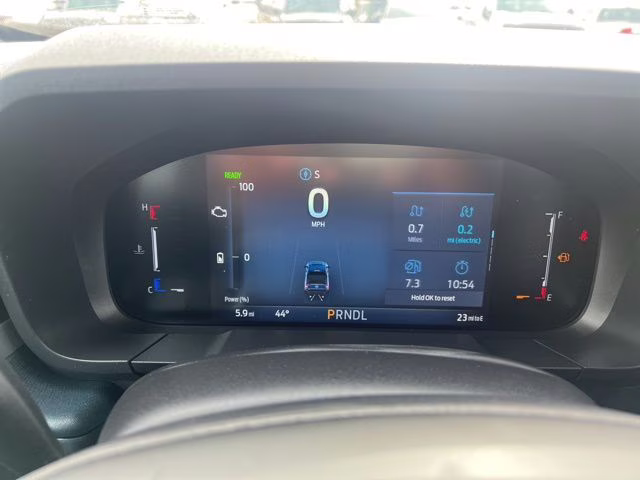 2026 Space White Metallic Ford Maverick XL FWD Truck