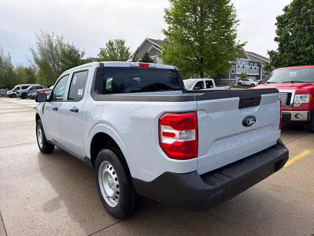 2026 Space White Metallic Ford Maverick XL FWD Truck