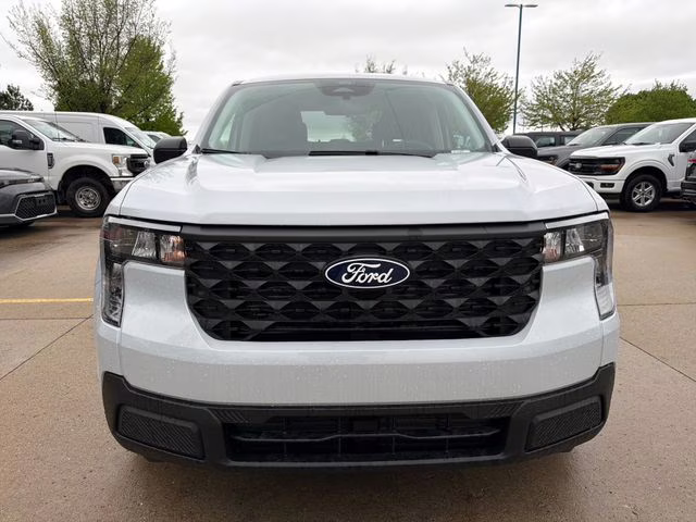 2026 Space White Metallic Ford Maverick XL FWD Truck