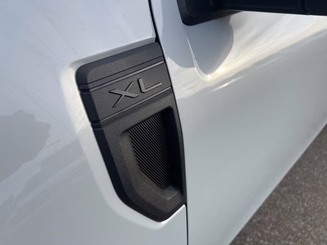 2026 Space White Metallic Ford Maverick XL FWD Truck