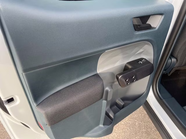 2026 Space White Metallic Ford Maverick XL FWD Truck