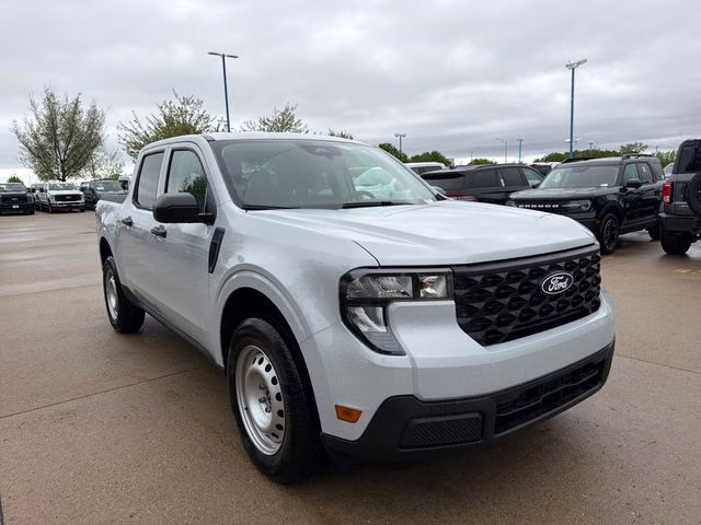 2026 Space White Metallic Ford Maverick XL FWD Truck