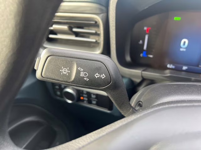 2026 Space White Metallic Ford Maverick XL FWD Truck