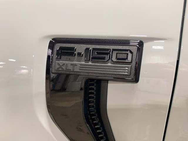 2026 Avalanche Ford F-150 XLT Black Appearance 4X4 Truck