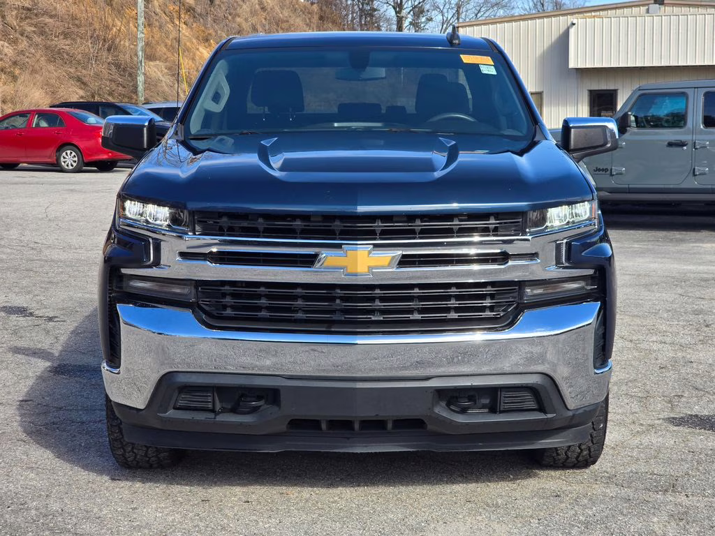 2020 Northsky Blue Metallic Chevrolet Silverado 1500 LT 4X4 Truck