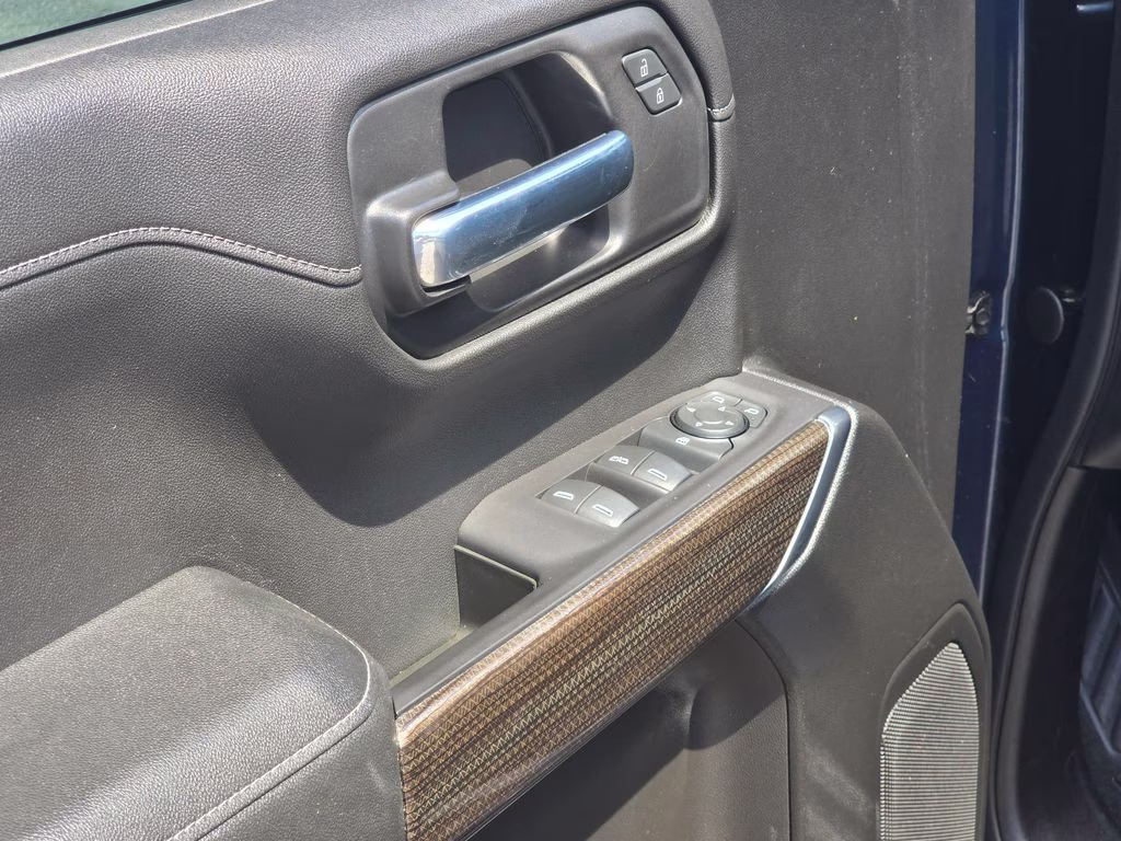 2020 Northsky Blue Metallic Chevrolet Silverado 1500 LT 4X4 Truck