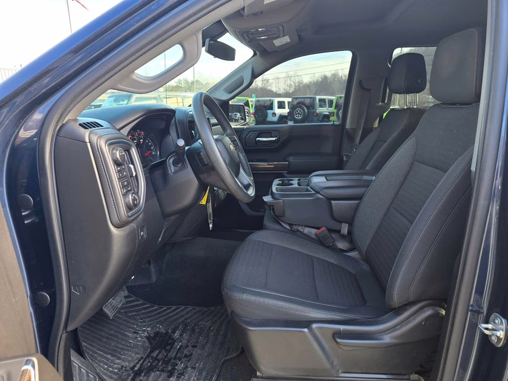 2020 Northsky Blue Metallic Chevrolet Silverado 1500 LT 4X4 Truck