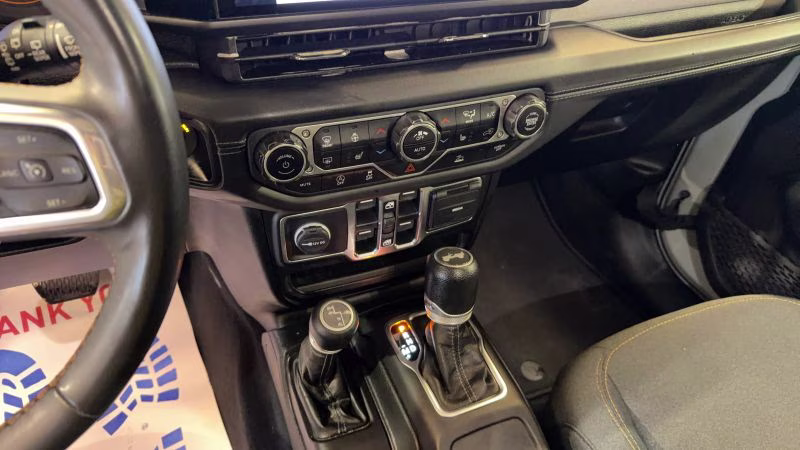 2024 Jeep Wrangler 4 Door Sahara Sport Utility 4D 4X4