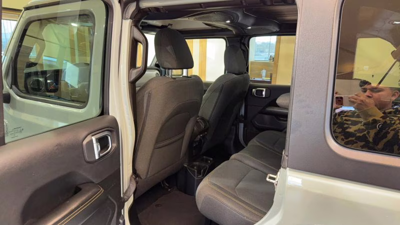 2024 Jeep Wrangler 4 Door Sahara Sport Utility 4D 4X4