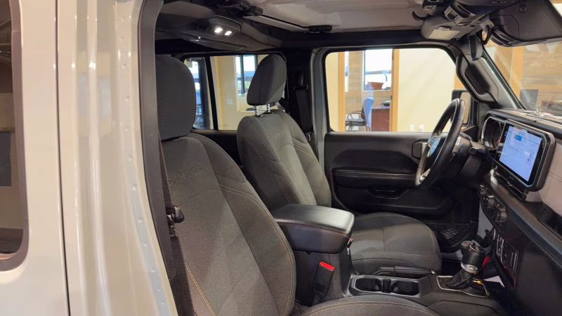 2024 Jeep Wrangler 4 Door Sahara Sport Utility 4D 4X4