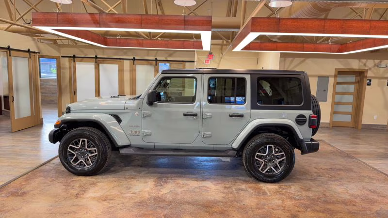 2024 Jeep Wrangler 4 Door Sahara Sport Utility 4D 4X4