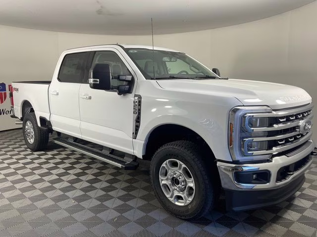 2026 Oxford White Ford Super Duty F-250 SRW XLT 4X4 Truck