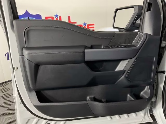 2026 Avalanche Ford F-150 XLT 4X4 Truck