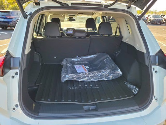 2026 Everest White Pearl Tricoat Nissan Rogue Rock Creek AWD SUV
