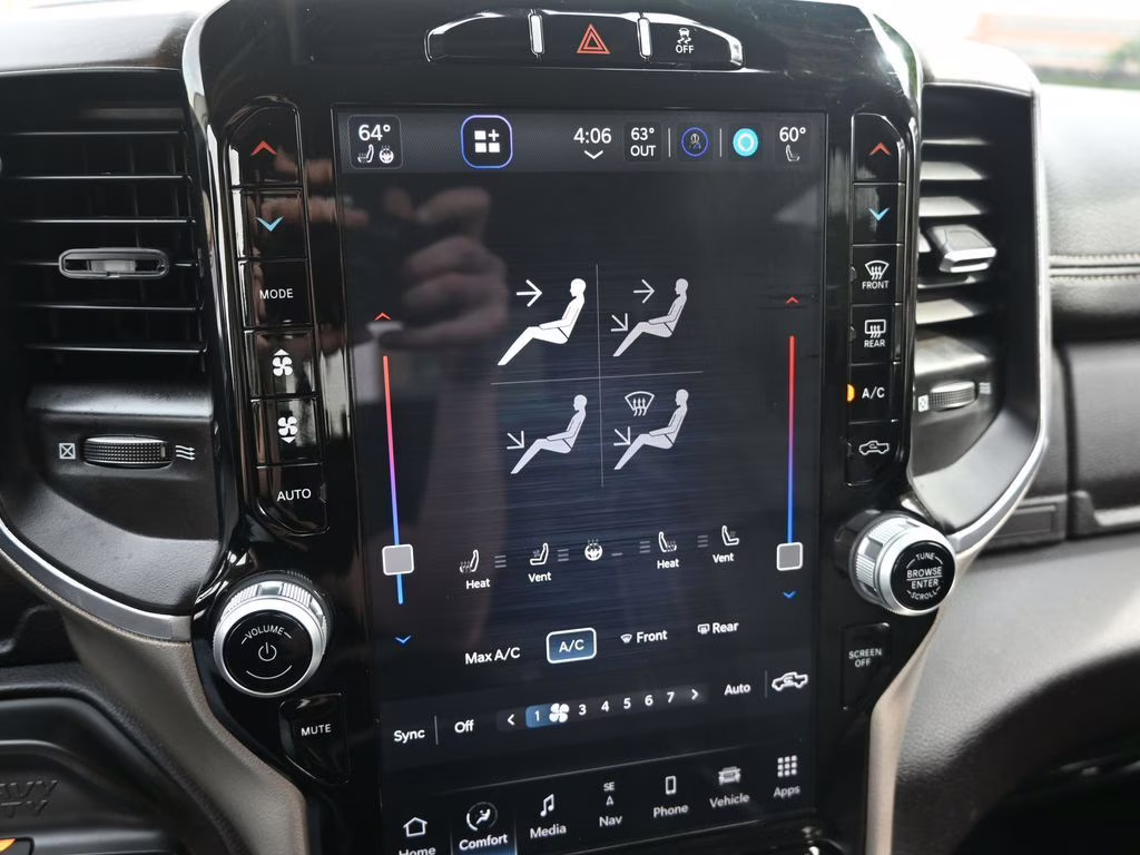 2024 Granite Crystal Metallic Clearcoat Ram 3500 Laramie 4X4 Truck