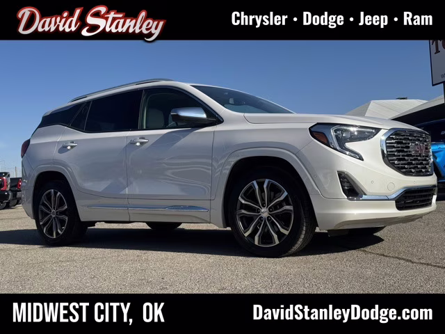 2020 White Frost Tricoat GMC Terrain Denali FWD SUV