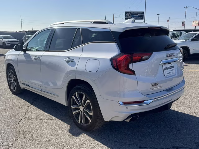 2020 White Frost Tricoat GMC Terrain Denali FWD SUV