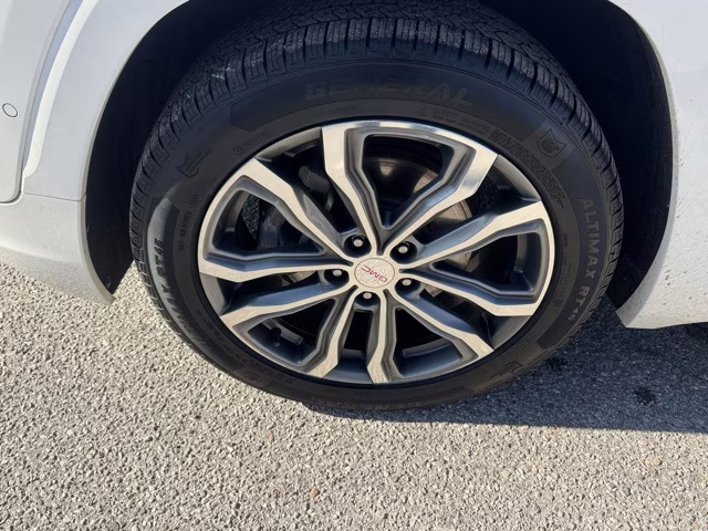 2020 White Frost Tricoat GMC Terrain Denali FWD SUV
