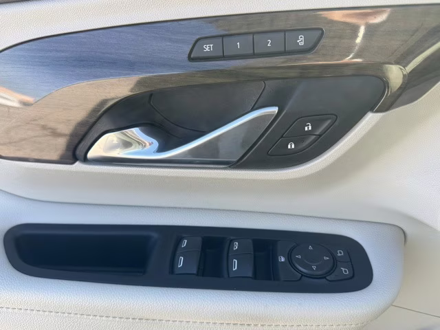 2020 White Frost Tricoat GMC Terrain Denali FWD SUV