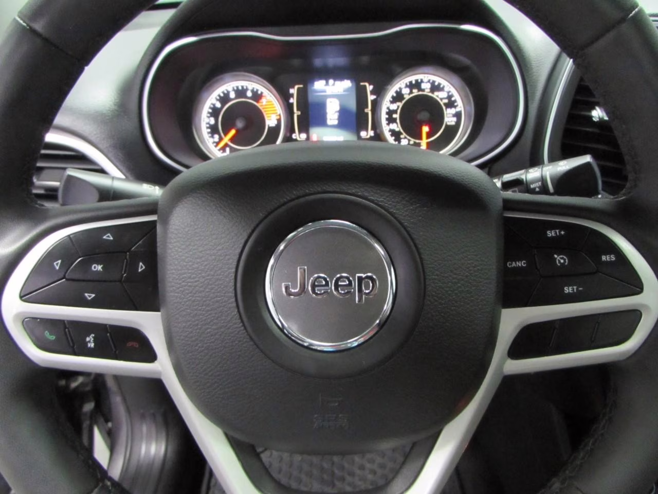 2022 Sting-Gray Clearcoat Jeep Cherokee X 4X4 SUV