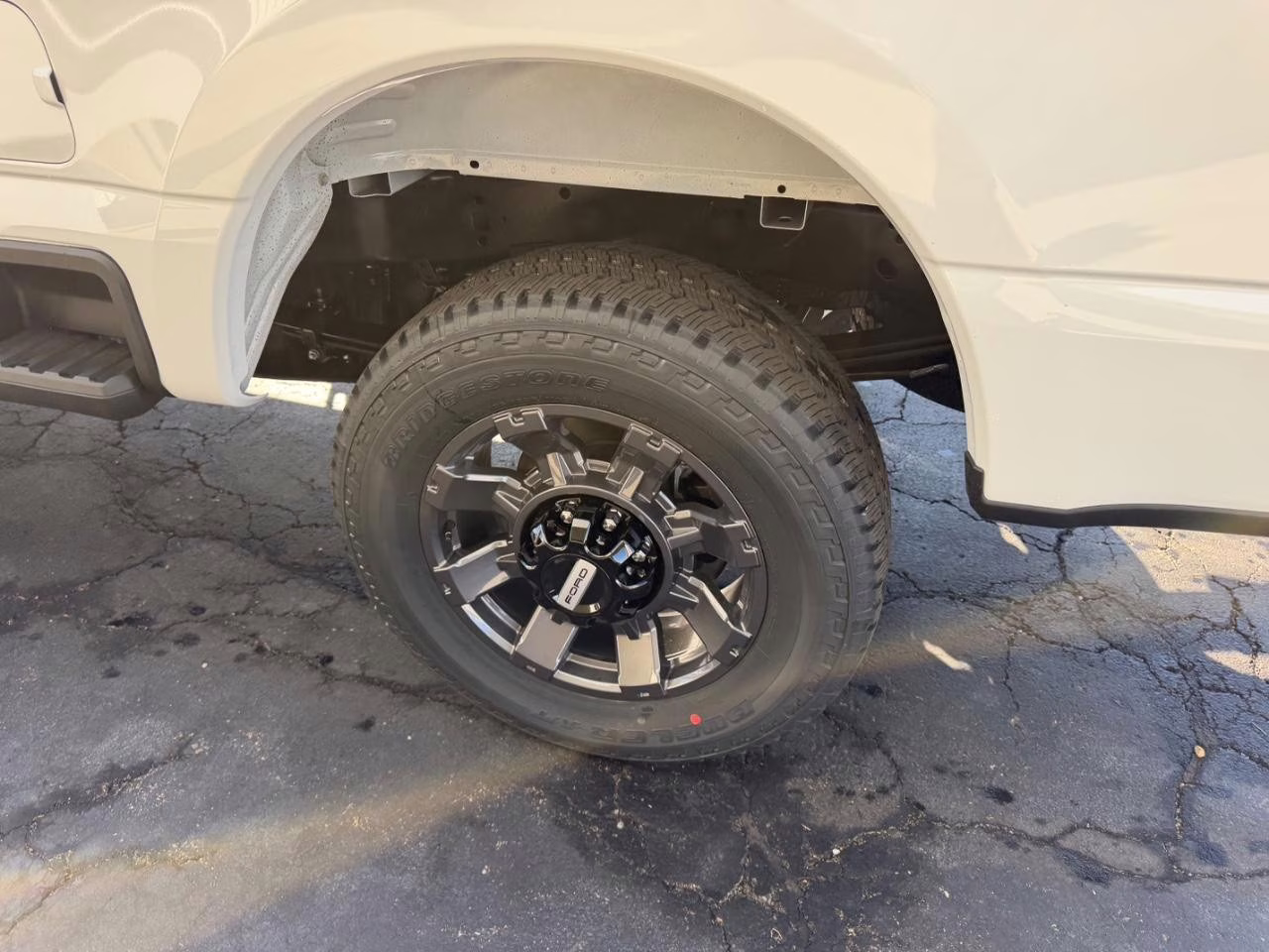 2026 Oxford White Ford Super Duty F-250 SRW 4X4 Truck