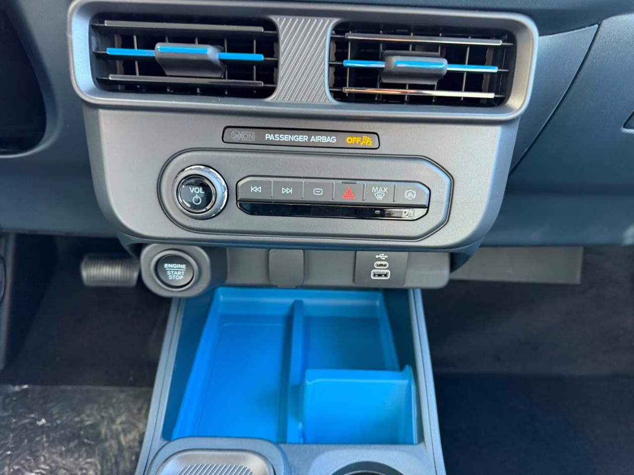 2026 Carbonized Gray Metallic Ford Maverick XLT AWD Truck