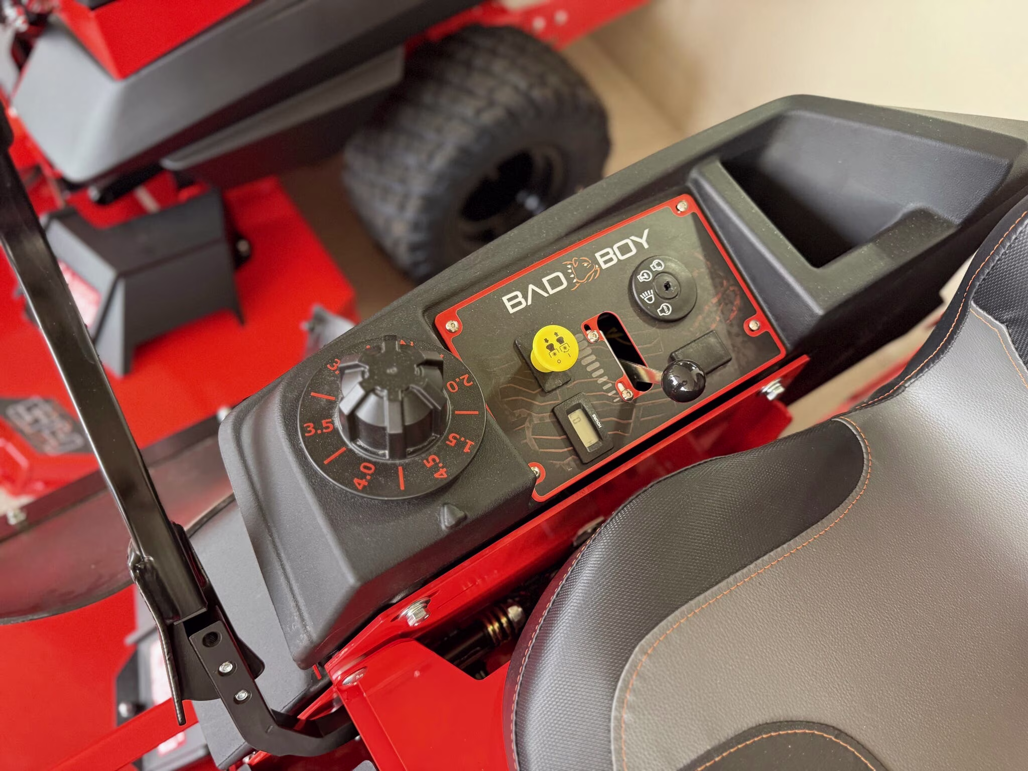 2026 Bad Boy Mowers ZT Avenger 54 Lawn Mower