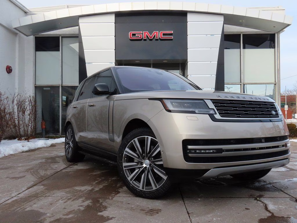 2023 Batumi Gold Premium Metallic Land Rover Range Rover SE AWD SUV