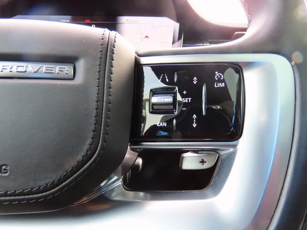 2023 Batumi Gold Premium Metallic Land Rover Range Rover SE AWD SUV