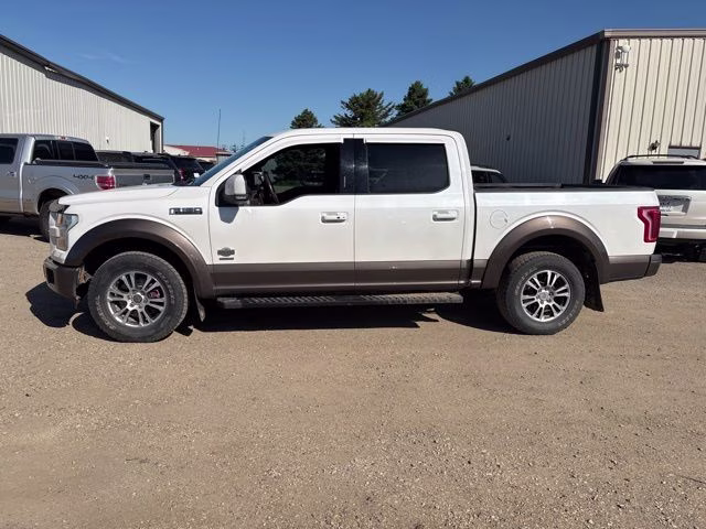 2015 White Ford F-150 King Ranch 4X4 Truck