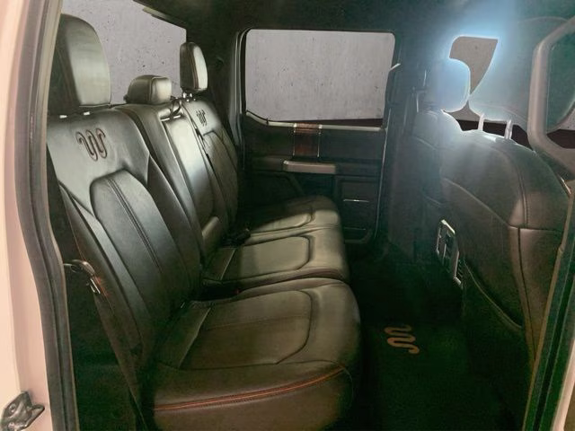 2015 White Platinum Metallic Tri-Coat Ford F-150 King Ranch 4X4 Truck