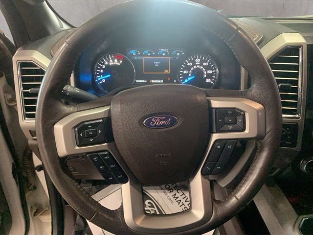 2015 White Platinum Metallic Tri-Coat Ford F-150 King Ranch 4X4 Truck