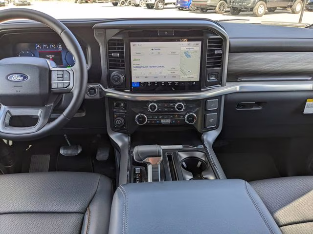 2025 Star White Metallic Tri-Coat Ford F-150 Lariat 4X4 Truck