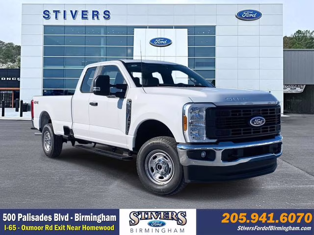 2026 Oxford White Ford Super Duty F-250 SRW XL 4X4 Truck